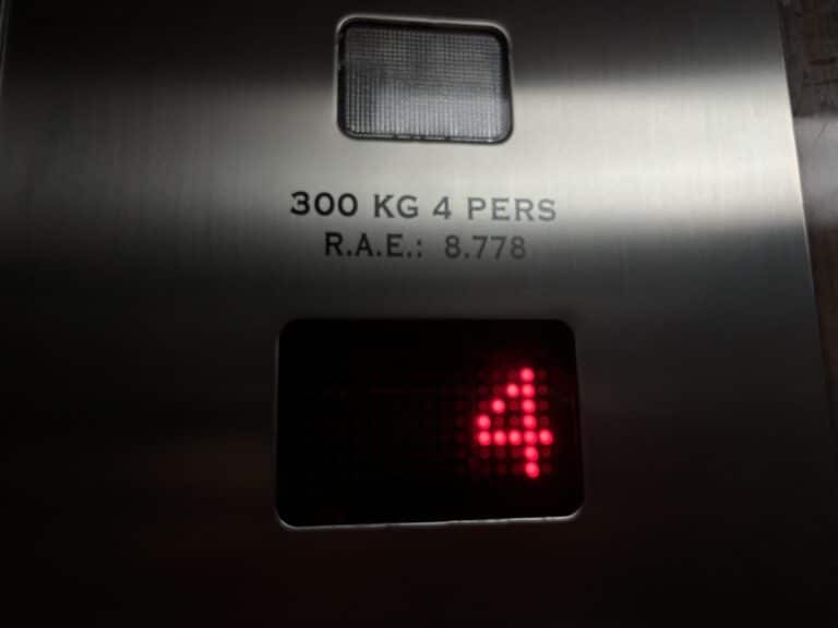 Nuevas normas para los ascensores desde este verano