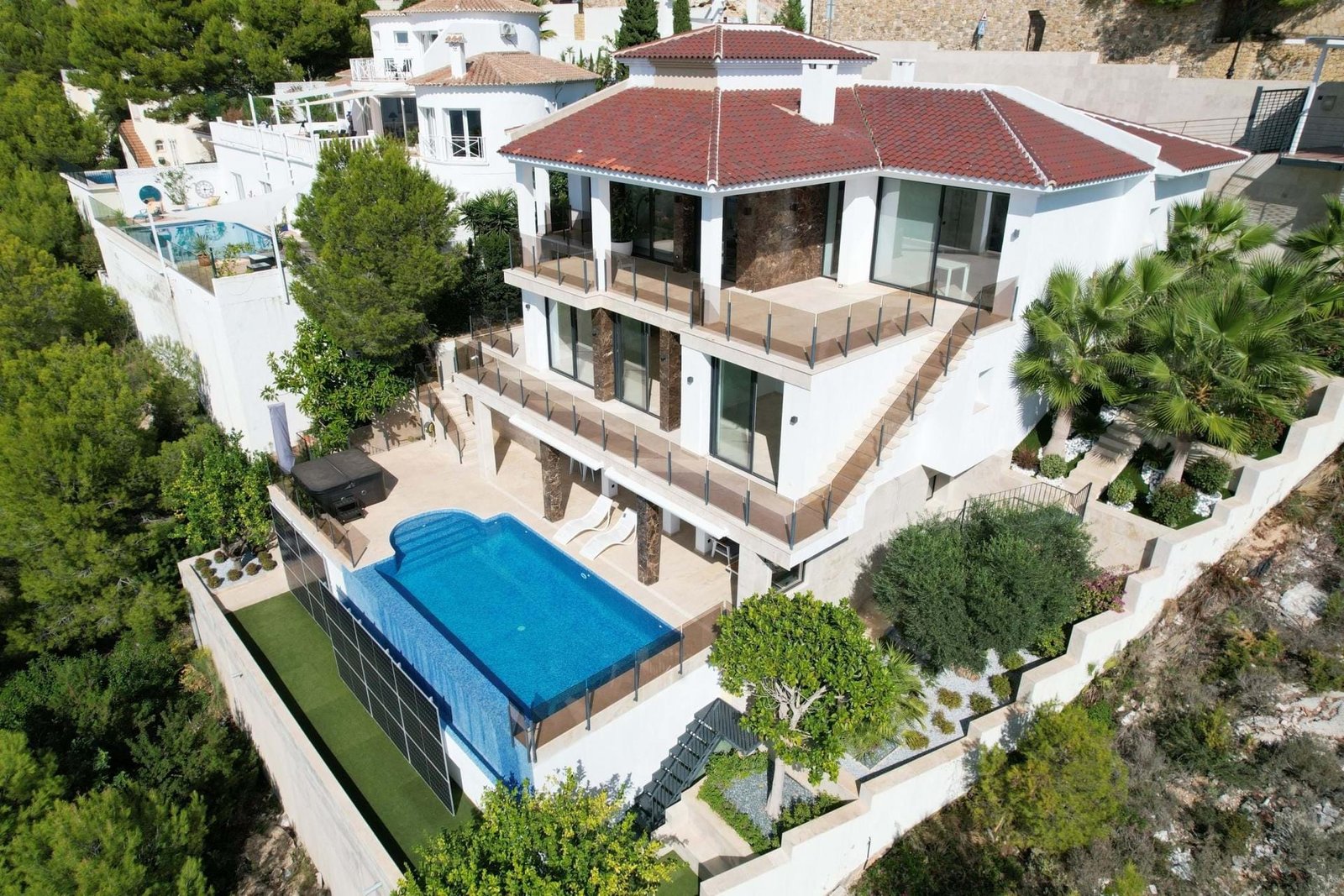 Buy Villa in Mascarat - Altea